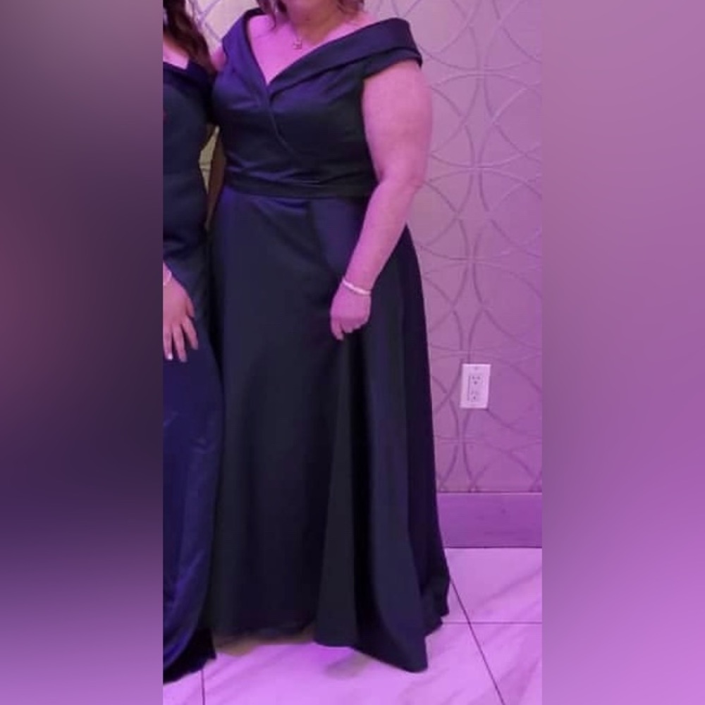 Xscape emerald green off the shoulder gown